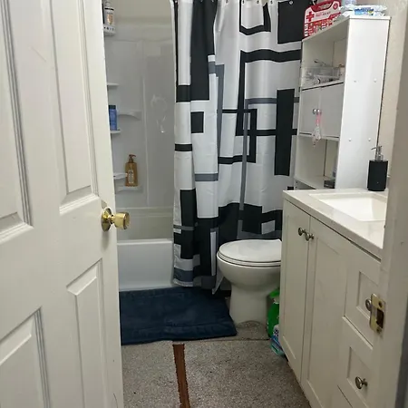 Apartment Sharing Bathroom 2 Anchorage Exterior photo